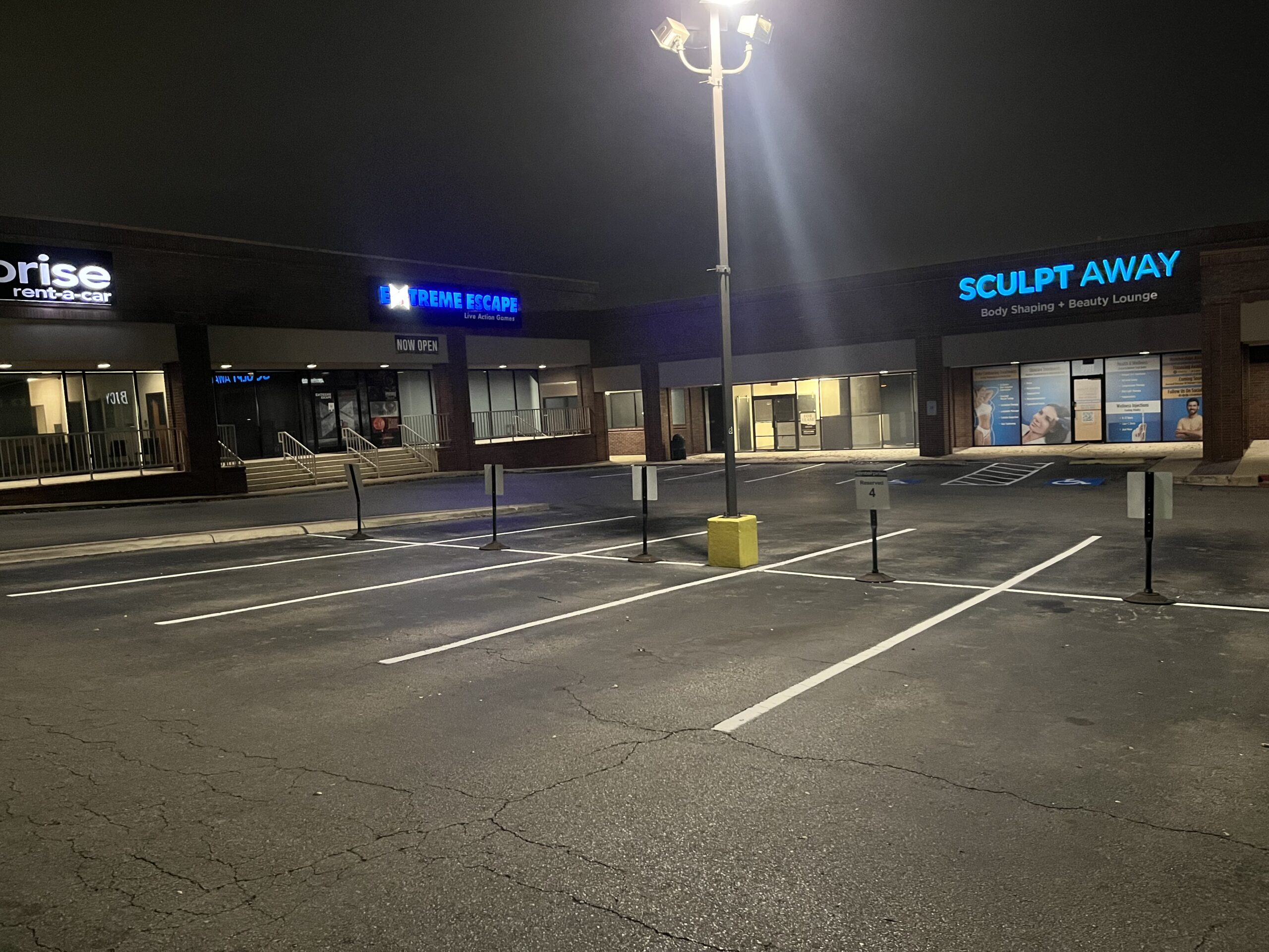Collonade Striping