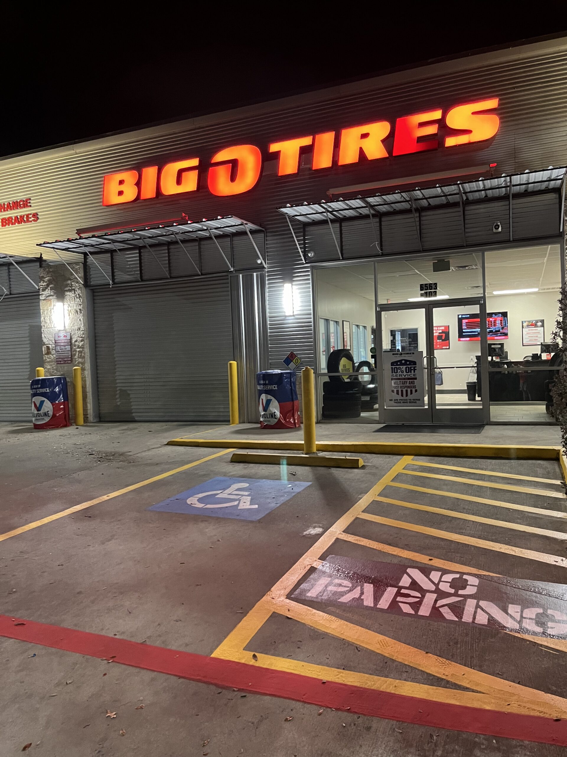 Commercial asphalt striping in San Antonio and Austin