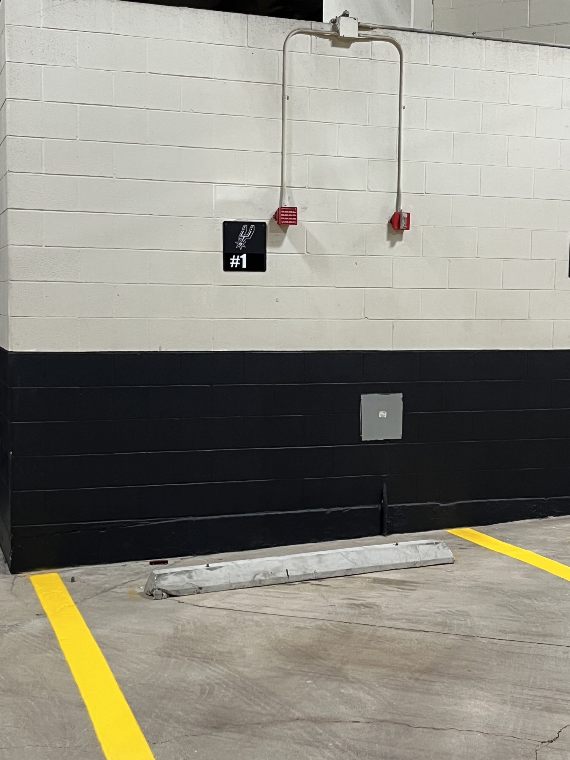 Commercial asphalt striping in San Antonio and Austin
